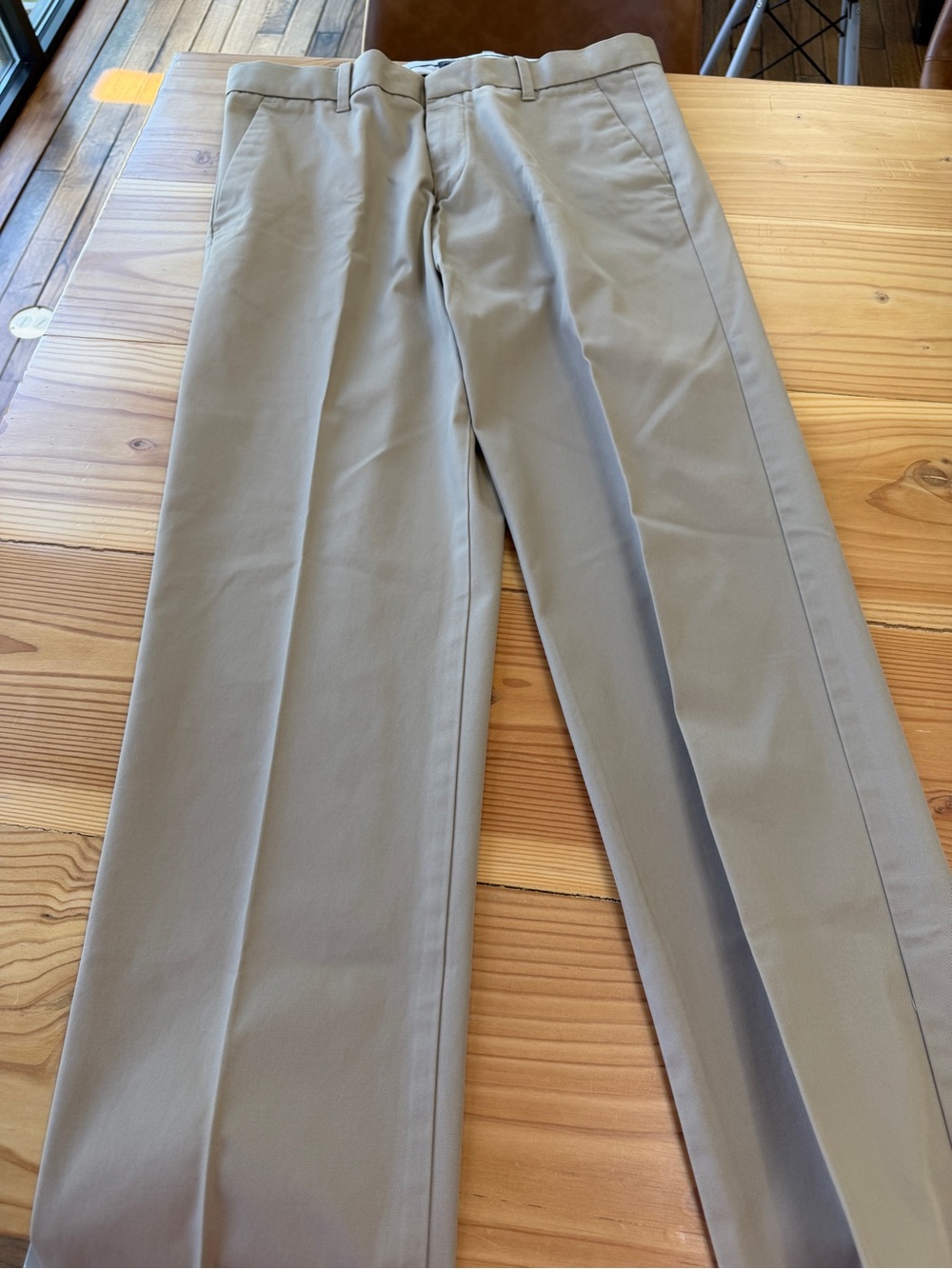 Gap Men's Classic Straight Chino Pants - Khaki 32x34